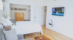 1 chambre, fer et planche à repasser, accès au Wi-Fi (inclus)