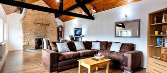 Woodstock Lodge