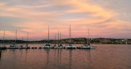 Casa, Ribeira - Salvador/ba a 4 Minutos das Praias