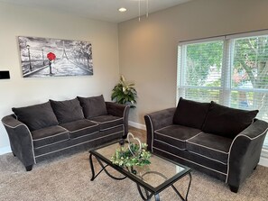 Living area - Unit B (Moss Point)