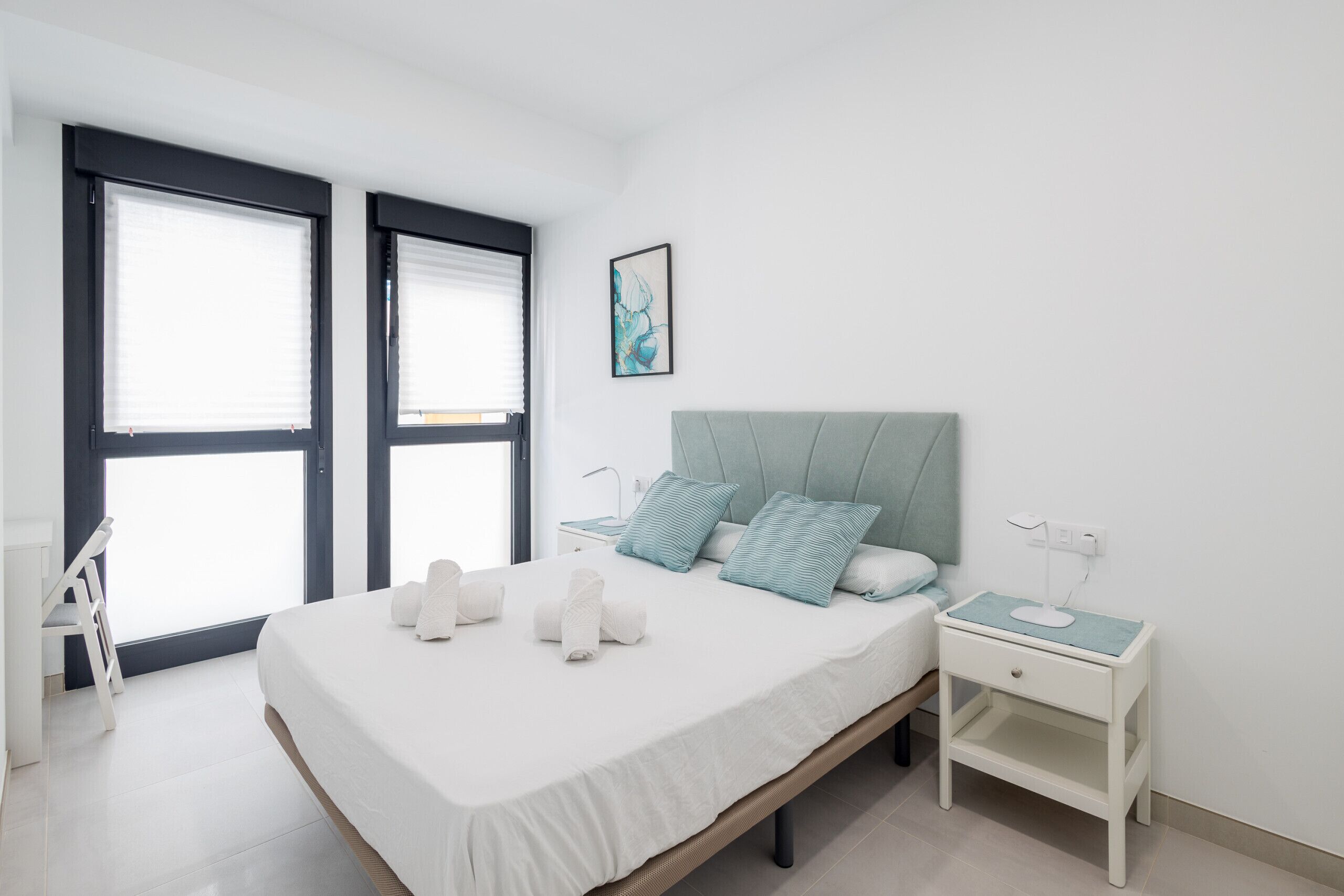 1 slaapkamer, een strijkplank/strijkijzer, gratis wifi, beddengoed