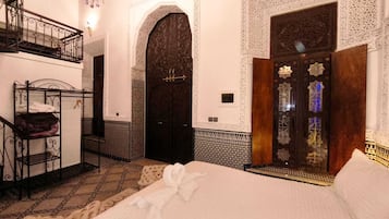 Suite Classique, salle de bains attenante | Wi-Fi gratuit