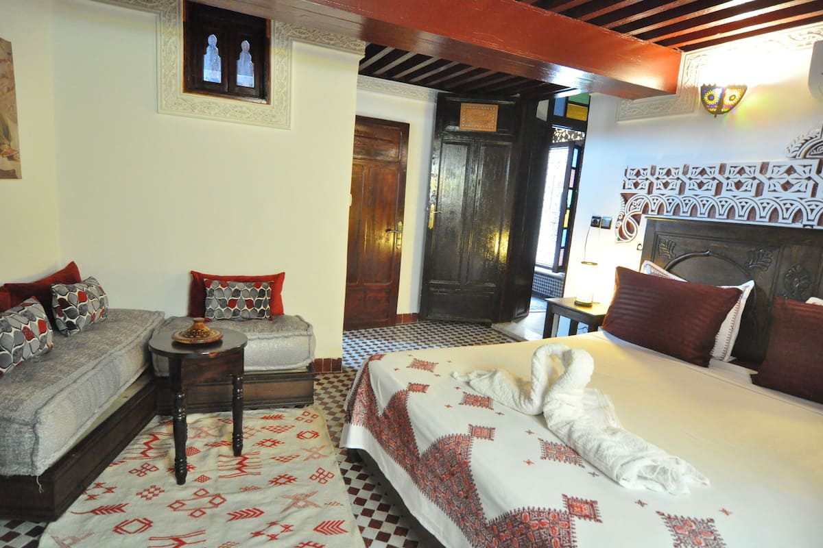 1 chambre, rideaux occultants, Wi-Fi gratuit