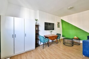 Interior - 41.Studio 2Pers#Sèvres-Lecourbe#Necker (Paris)