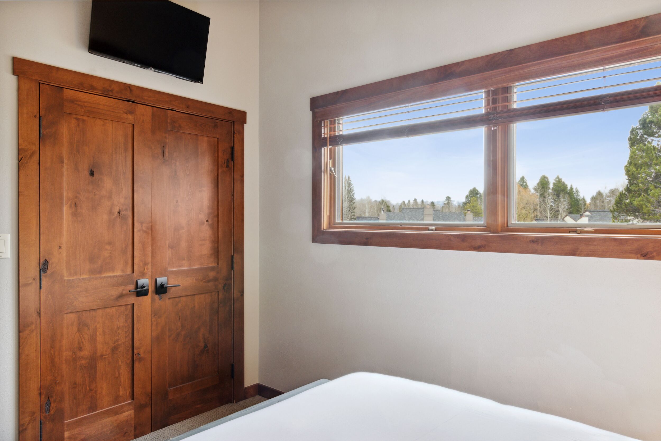 2 Schlafzimmer, Schreibtisch, Bügeleisen/Bügelbrett, WLAN