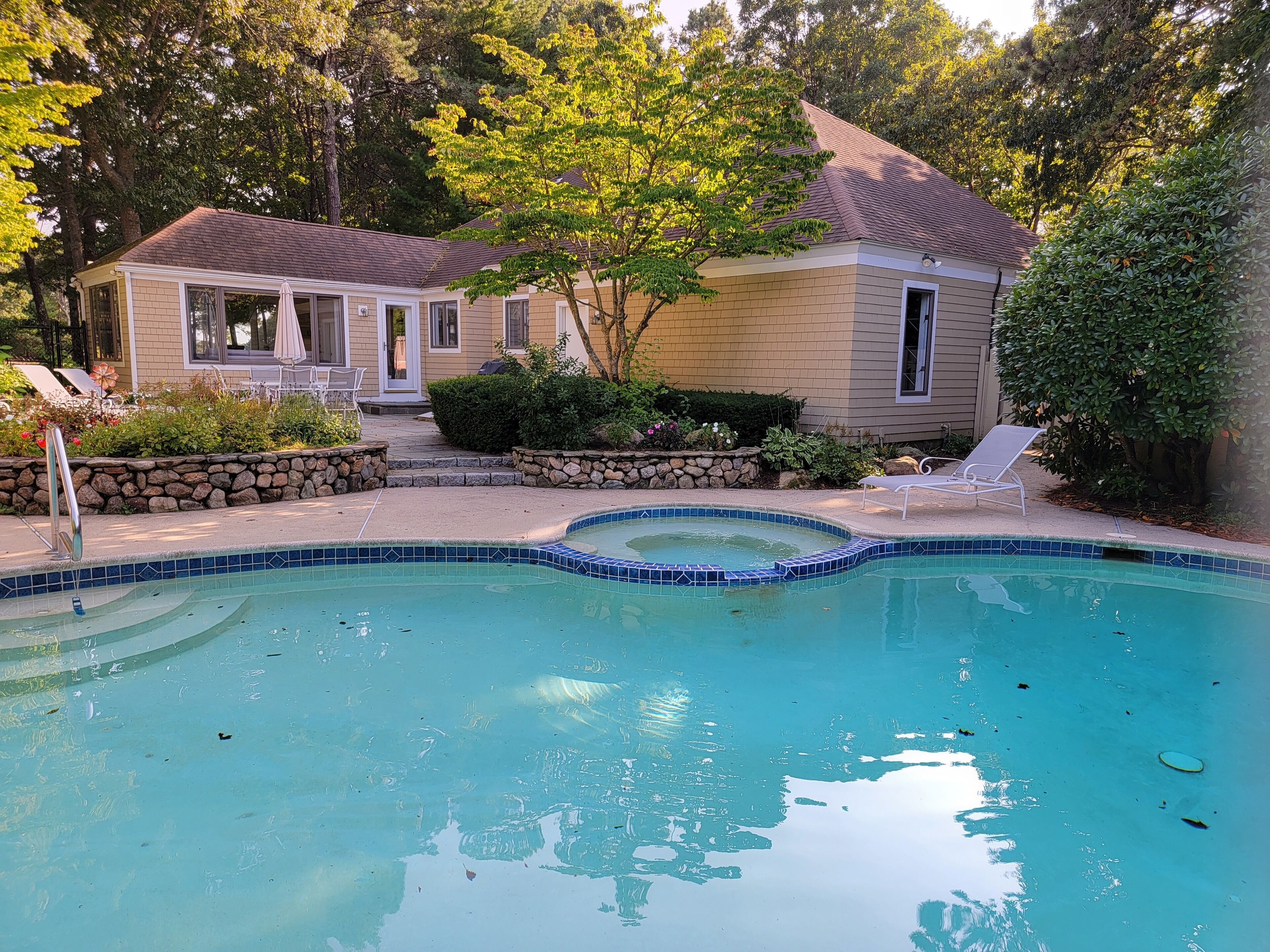 New Seabury, private pool, heated pool,  golf front. South Cape Beach.  