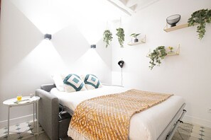 Bügeleisen/Bügelbrett, kostenloses WLAN