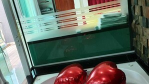 Suite Master | حمام | مجففات شعر، مراحيض شطف، ورق حمّام
