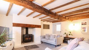 Cottage | Interior - 36 Main Street (Derby)