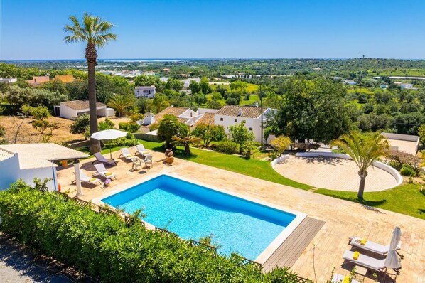 Pool - Casa do Carmo - Five Bedroom Villa, Sleeps 10 (Moncarapacho)