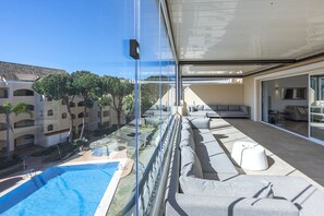 Pool - Amazing 4Br Apart. Parking, Pool, Close to the Sea (Marbella)