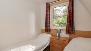 3 habitaciones, decoración personalizada y muebles diferentes