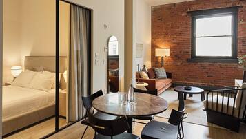 Individually decorated, individually furnished, laptop workspace