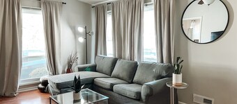 4BR Downtown Fishers Oasis - Close to Everything. Pet Friendly!