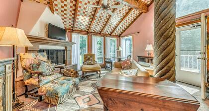 Cloudcroft Home w/ Fireplace Near Downtown!