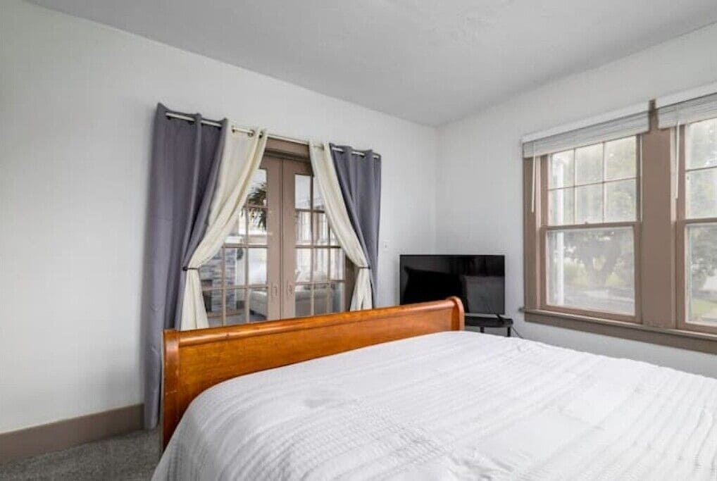 2 bedrooms, soundproofing, iron/ironing board, free WiFi