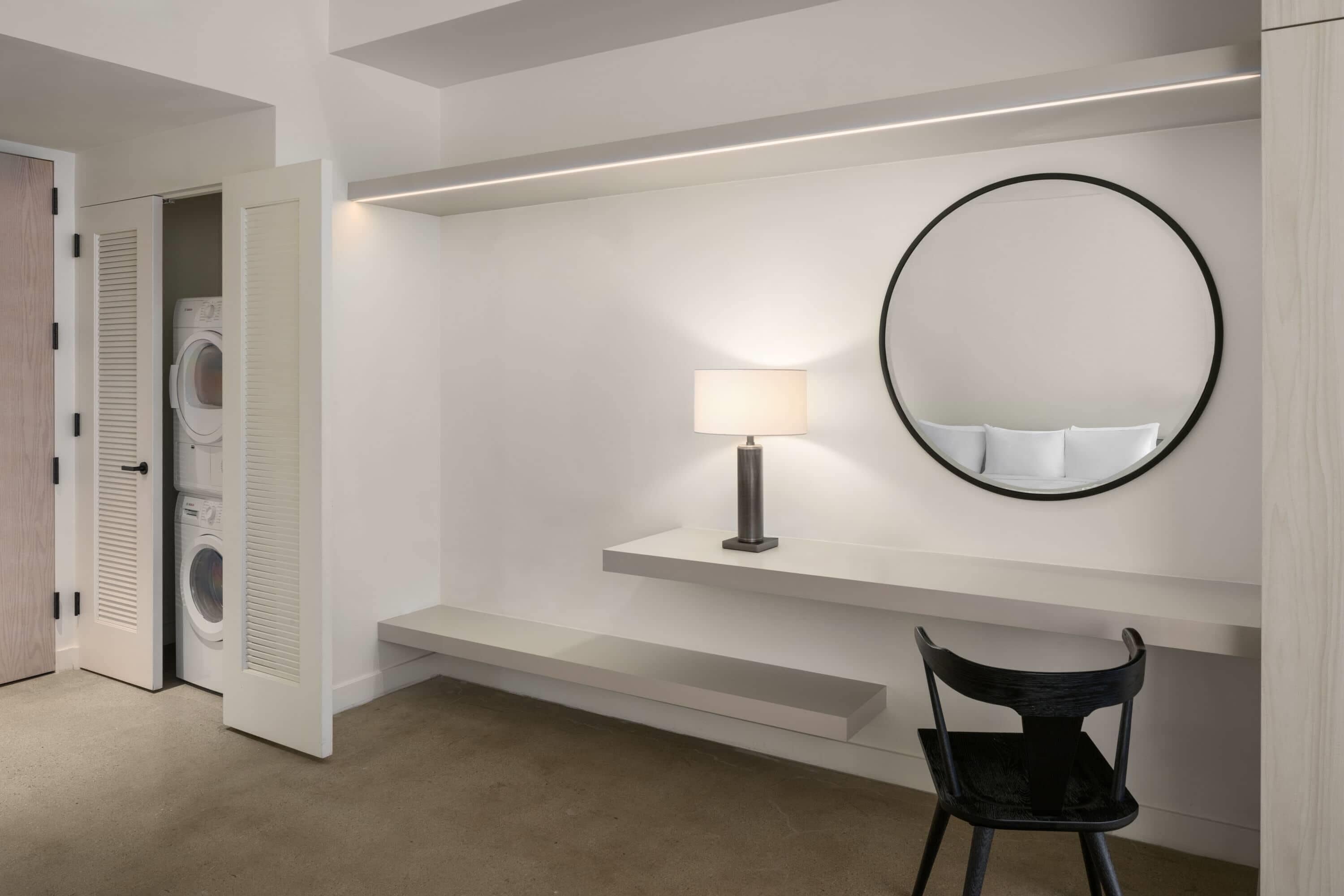 Deluxe Studio, 1 King Bed, Non Smoking (Apartment) | Blackout drapes, iron/ironing board, cribs (free), WiFi (free)