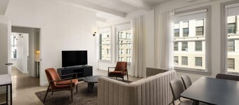 Reside Craftsman Los Angeles, a Wyndham Residence