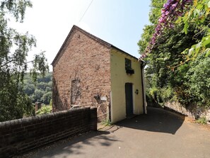 Exterior - The Olde Drill House (Telford)