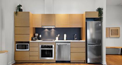 Nomade MTL, Old MTL, Modern 2BR 1BA Apt in Heart of the City