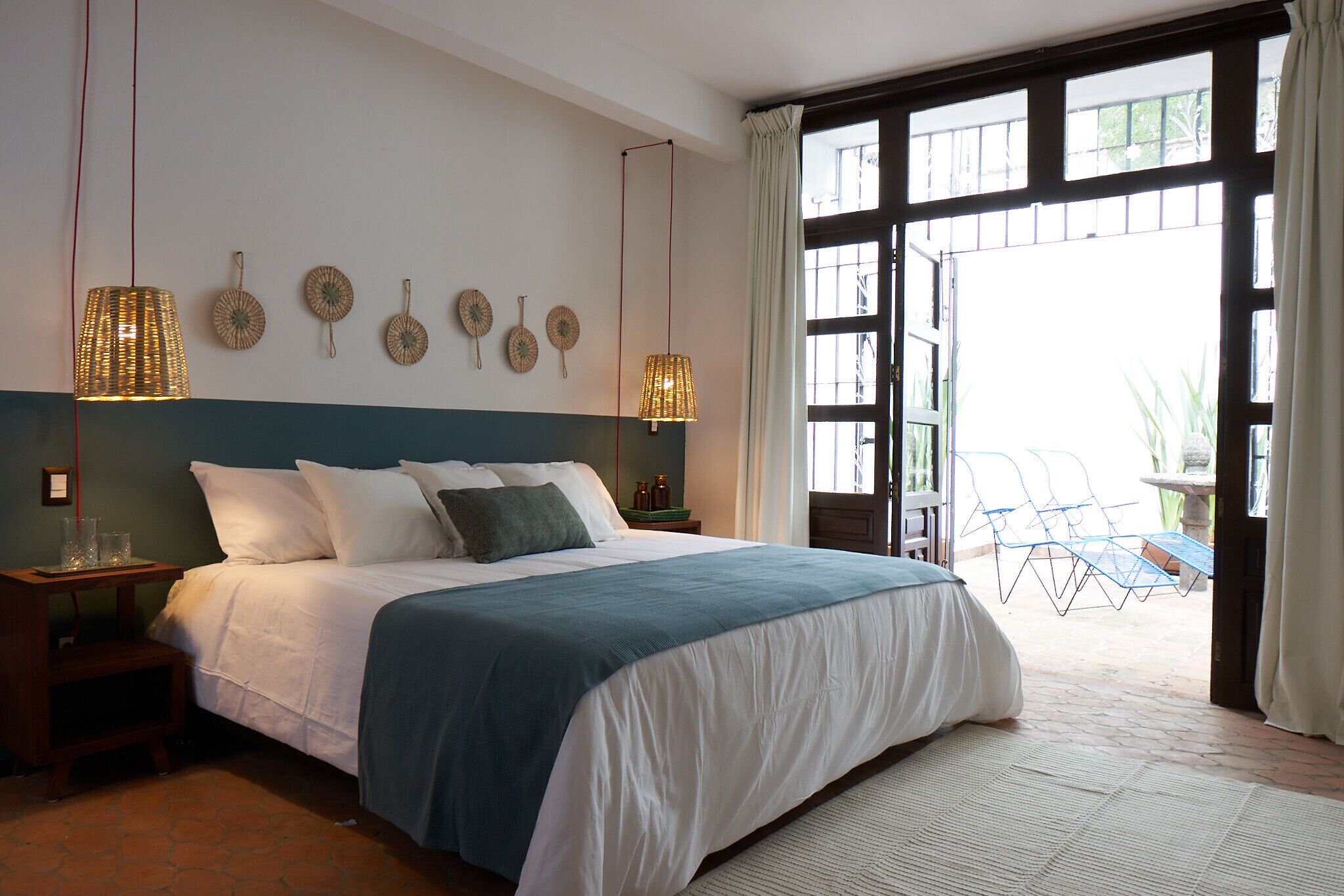 6 bedrooms, iron/ironing board, free WiFi, bed sheets