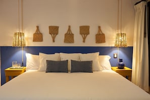 6 bedrooms, iron/ironing board, free WiFi, bed sheets