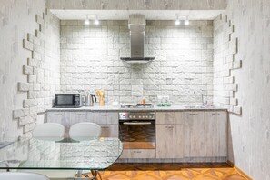 Condo | Private kitchen
