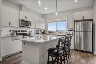 Top Rated Home (3%) » Large 4BR House » BBQ Grill