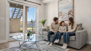 Smart TV, books, offices