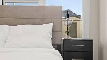 1 habitación, escritorio, tabla de planchar con plancha y wifi gratis