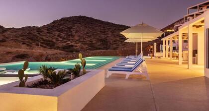 Boutique Condo, Ocean Views, Luxury Amenities