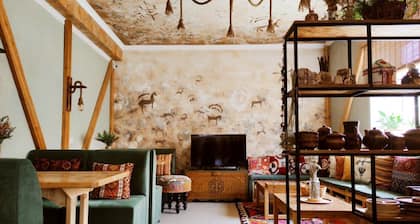 Silkroad Guest house