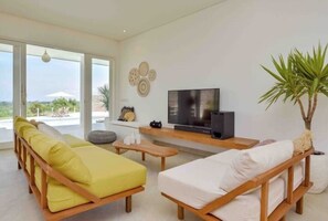 Smart TV, stereo