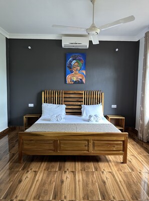 家庭別墅 | 房內夾萬、熨斗/熨衫板、免費 Wi-Fi、床單