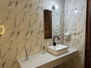 Family Villa | Bathroom - Fukuchani Inn Hotel (Fukuchani)