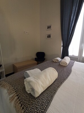 1 bedroom, iron/ironing board, free WiFi