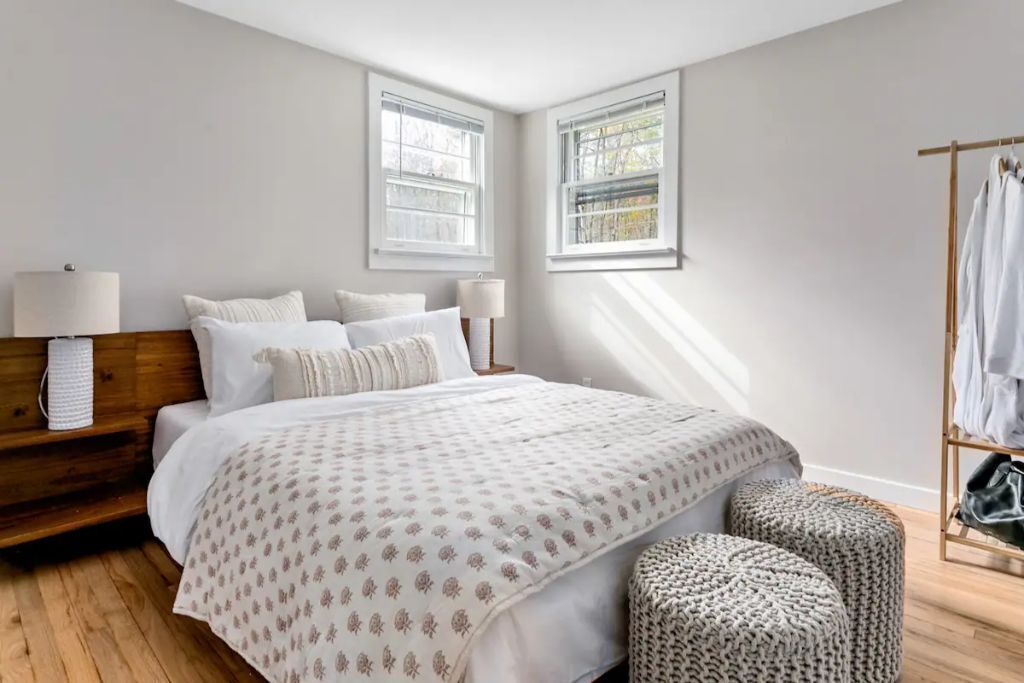 2 bedrooms, desk, iron/ironing board, free WiFi