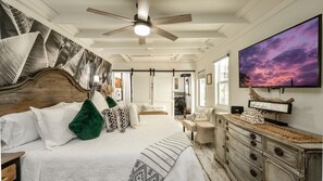 3 habitaciones, tabla de planchar con plancha, wifi y ropa de cama