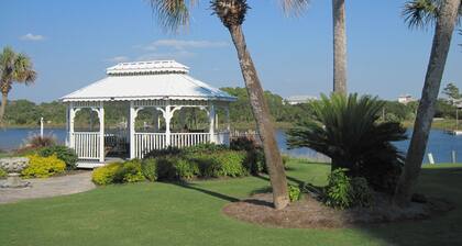 Great condo on the beach! Come enjoy the view!