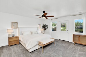 6 habitaciones, tabla de planchar con plancha, wifi y ropa de cama 