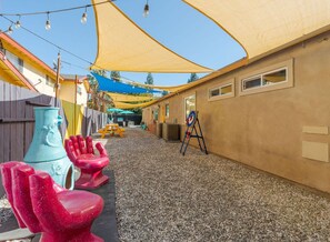 Terrace/patio - Tribune at Redlands, Arcade Hands (Redlands)