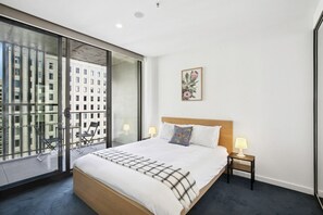 1 bedroom, desk, iron/ironing board, free WiFi - Mt view 1BR apt in Capitol@CBD w/free parking/WiFi (City)