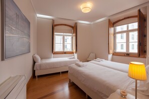 3 Schlafzimmer, Bügeleisen/Bügelbrett, kostenloses WLAN, Bettwäsche