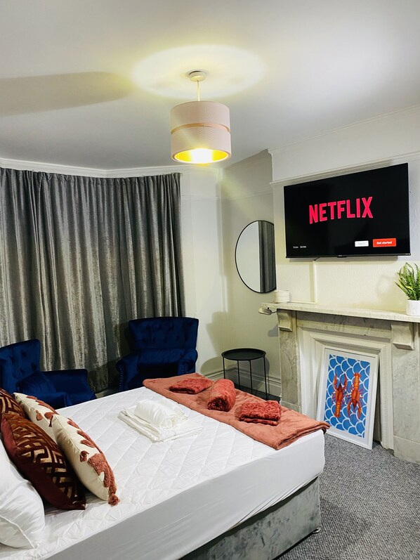 1 bedroom, iron/ironing board, WiFi, bed sheets