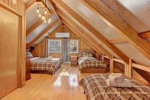 3 chambres, bureau, fer et planche à repasser, Wi-Fi gratuit