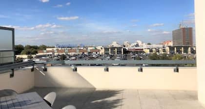 Nice 2 bedroom apartment 40 minutes from Paris