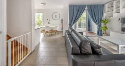 Nice 4 bedroom apartment 13 minutes from Paris