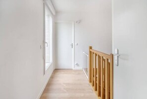 Interior - Nice 4 bedroom apartment 13 minutes from Paris
(Juvisy-sur-Orge)