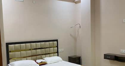 Shri Ram Paying Guest House