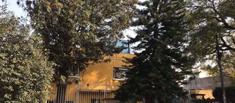 Bonito Cómodo estudio, Baño-Cocina privados Country Club, Coyoacán, zona segura